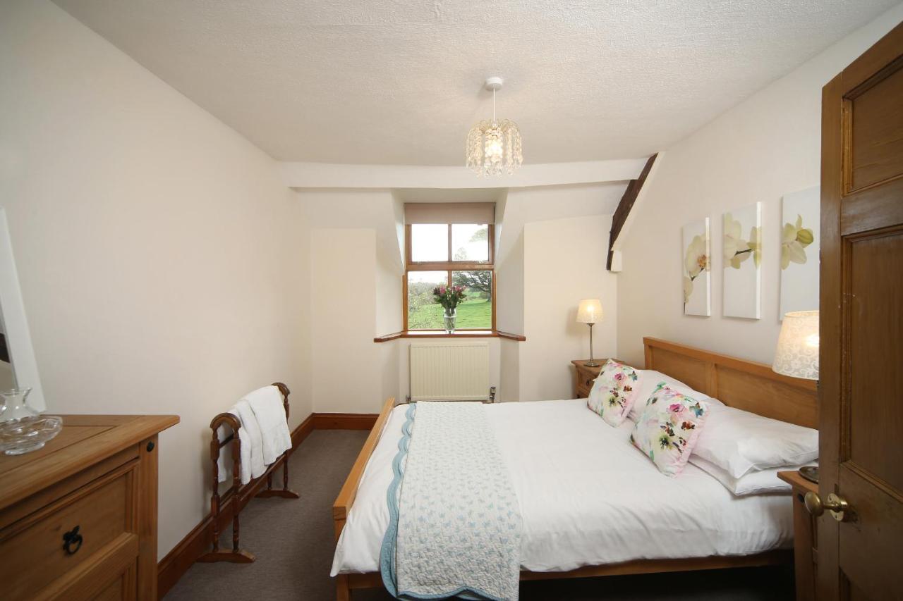 Tywysog Villa Henllan  ภายนอก รูปภาพ